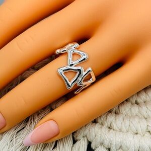 925 Silver Triangle Ring